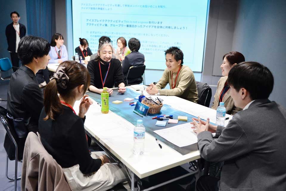 ワークショップでは参加者それぞれの「理想の教育」について活発なディスカッションが行われた